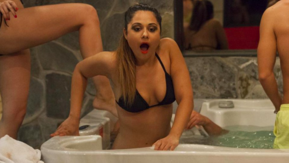 VV8: Evelin
